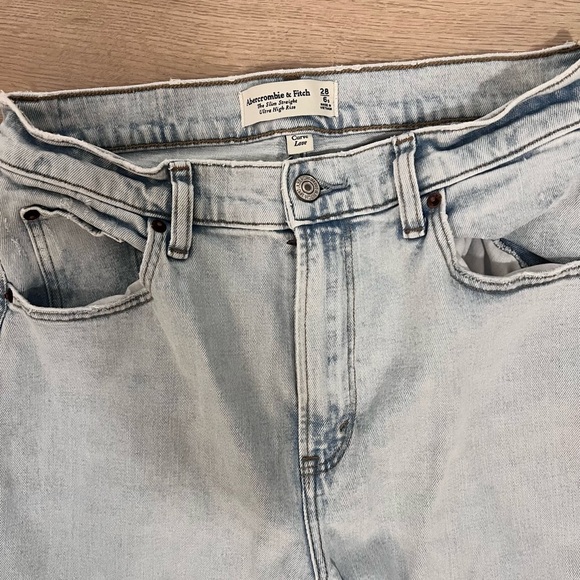 Abercrombie & Fitch Women’s High Rise Jeans Size 28 Short - Picture 4 of 7